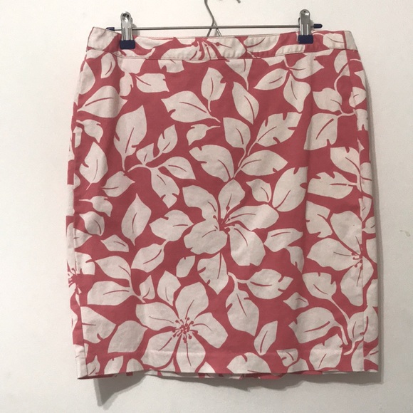 Old Navy Skirt - Picture 2 of 6